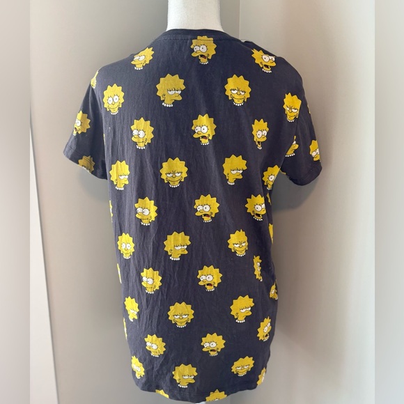 Cropp Lisa Simpson Graphic Tee – Size Small - Picture 3 of 11